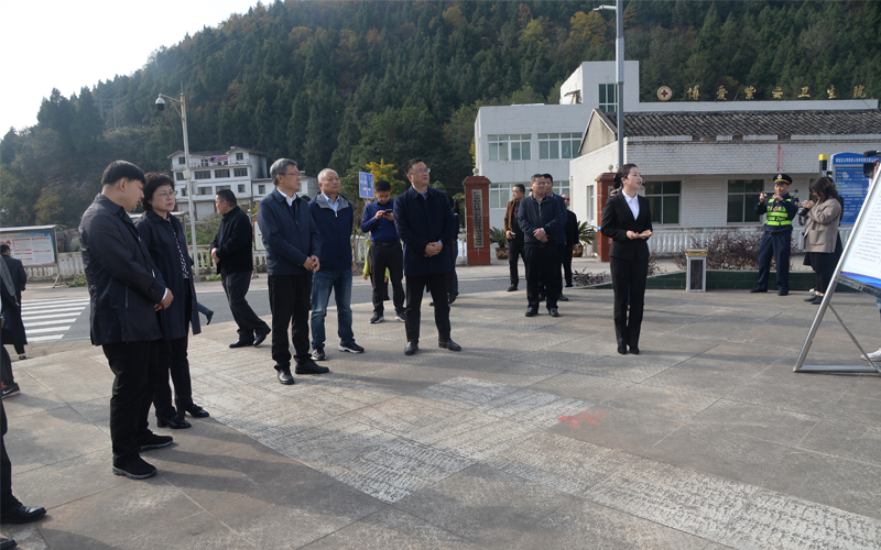 交通运输部检查组来我区开展“<font color='red'>十三五</font>”全国干线公路养护管理评价工作