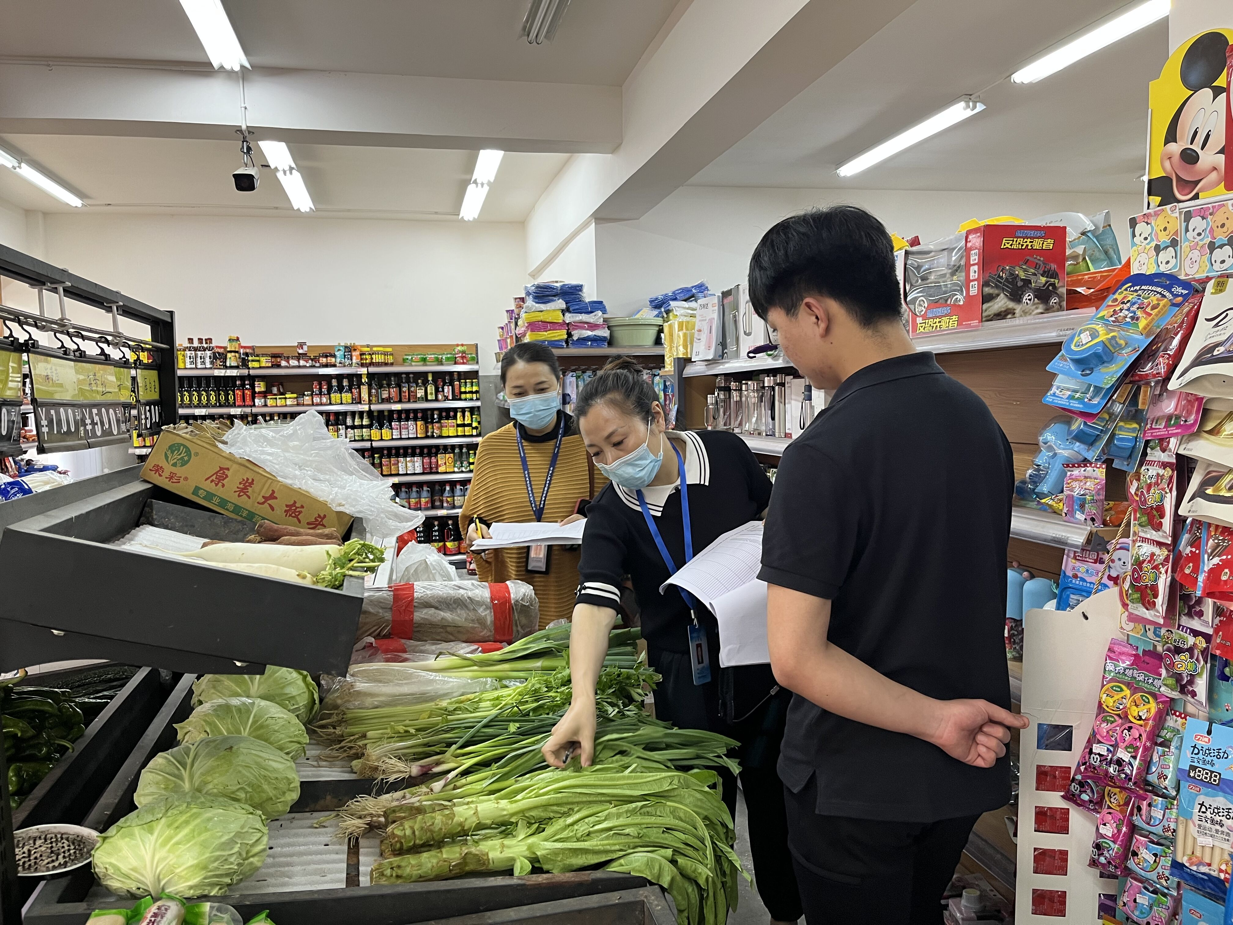 区发改局扎实做好重要物资保供稳价工作