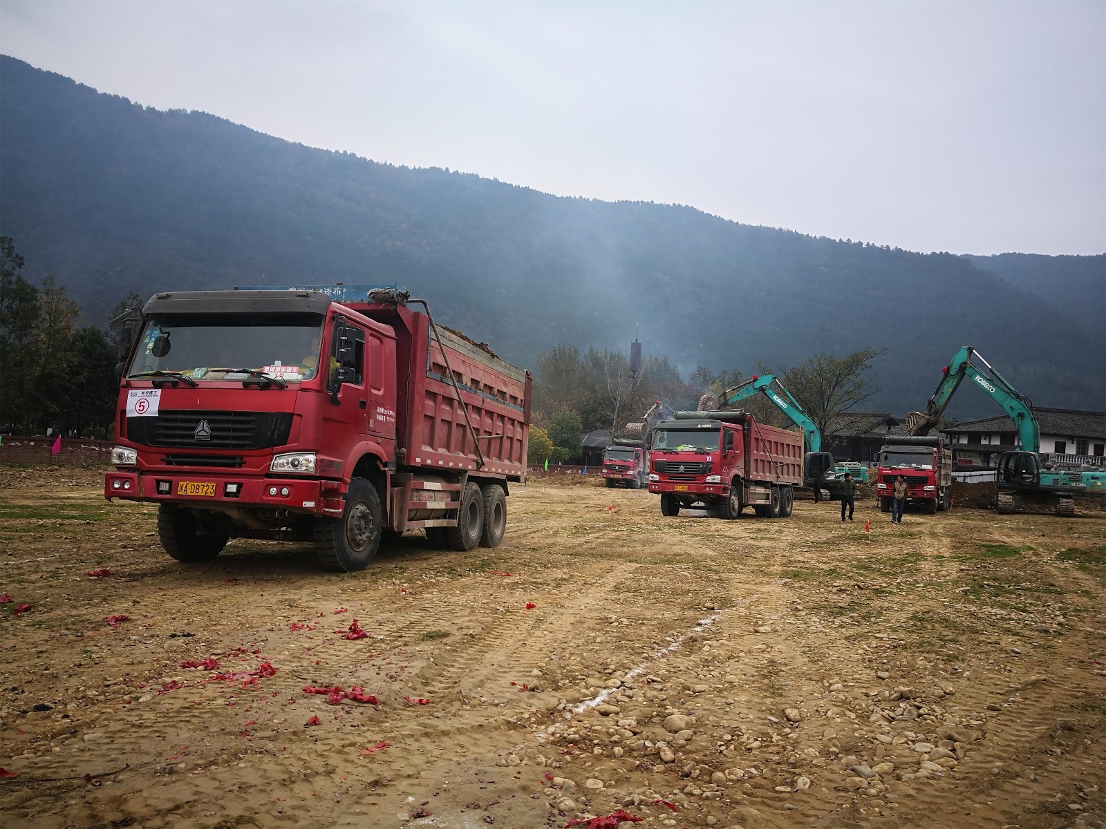 12.6-3.jpg 12.6-3.jpg