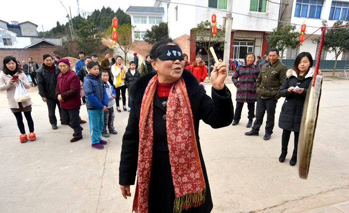 DSC_0015.JPG DSC_0015.JPG