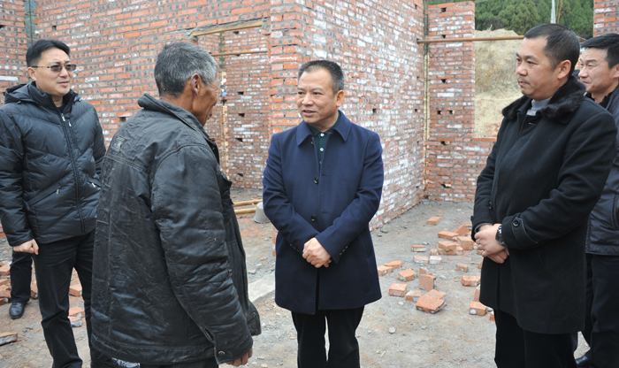 I:\2.14陈书记调研脱贫\DSC_217607.jpg I:\2.14陈书记调研脱贫\DSC_217607.jpg