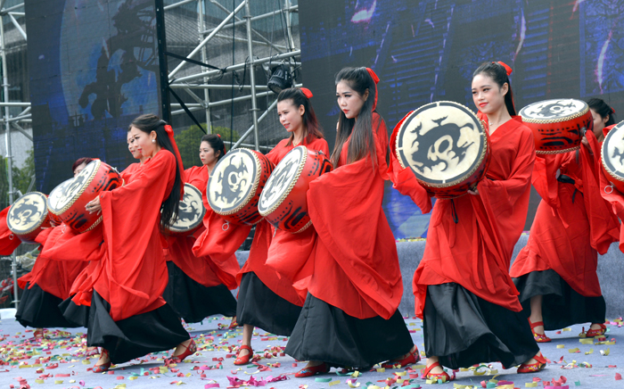 C:\Documents and Settings\Administrator\桌面\新建文件夹 (2)\相亲活动\DSC_447907.jpg C:\Documents and Settings\Administrator\桌面\新建文件夹 (2)\相亲活动\DSC_447907.jpg